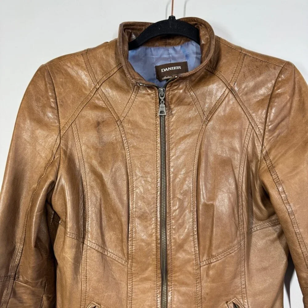 Sold - Picture 3 of 16